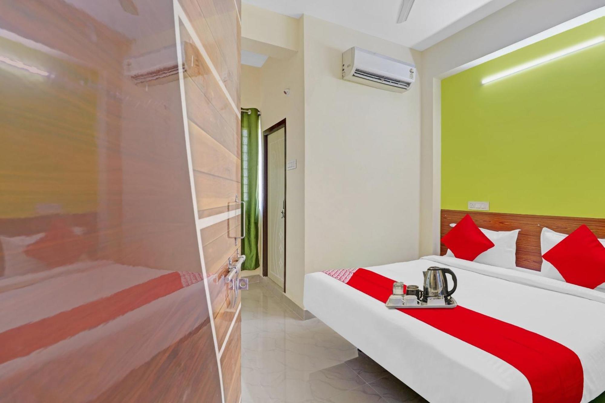 Super Collection O Elite Stay Near Habsiguda Metro Station Hyderabad Eksteriør billede