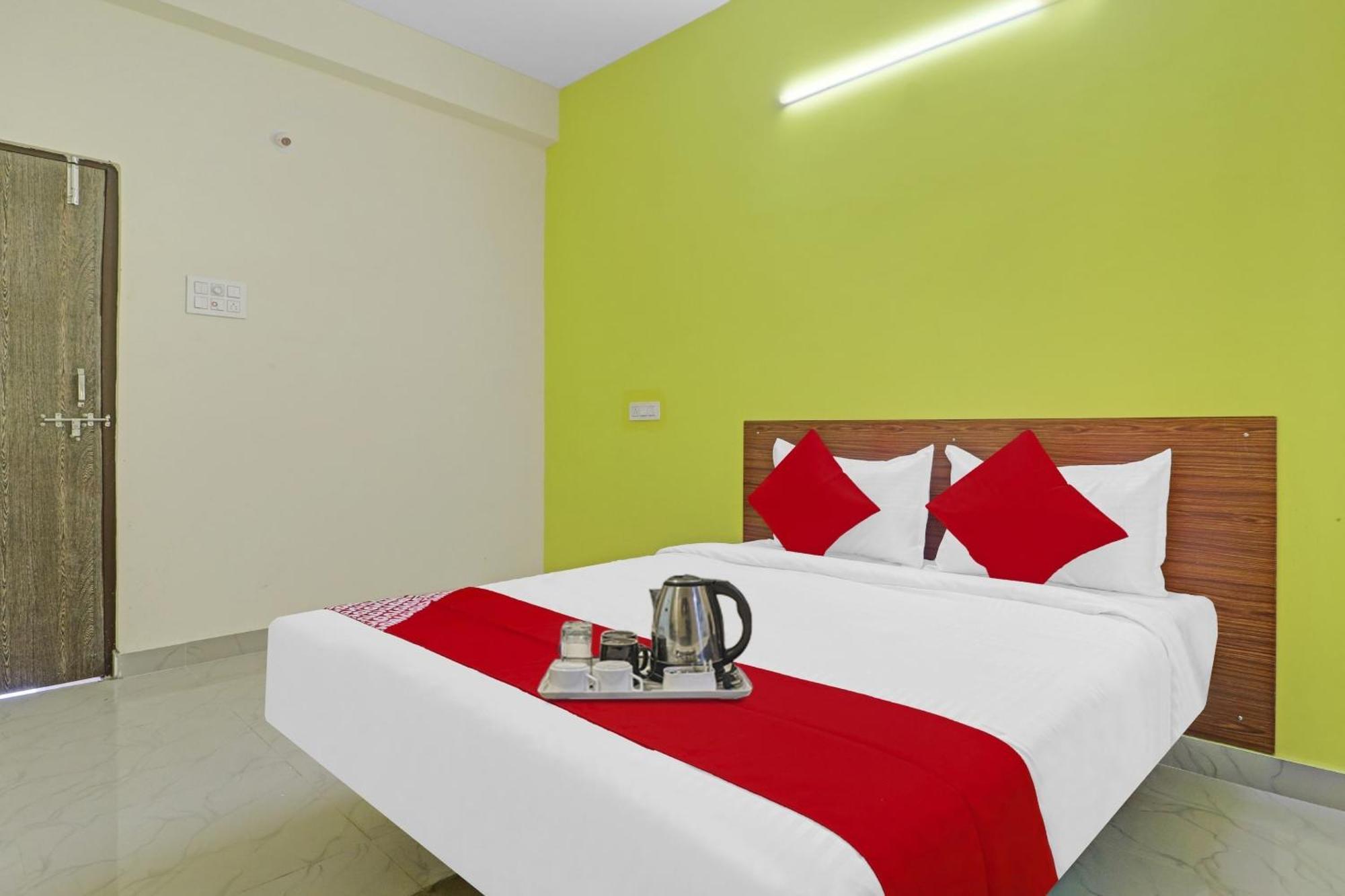 Super Collection O Elite Stay Near Habsiguda Metro Station Hyderabad Eksteriør billede